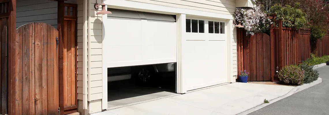 Repair Garage Door Won't Close Light Blinks in Waukegan, Illinois